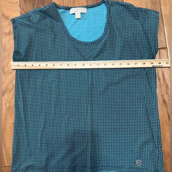 Michael Kors Short Sleeve Blouse - Picture 4 of 6